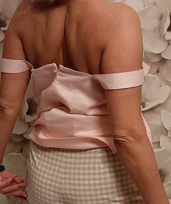 Я креативная и нежная, но при этом опытная и готова исполнить все твои фантазии. 💫 Живу в красивой Москве и готова встретиться с тобой здесь или приехать к тебе в Москву для незабываемого удовольствия. Мои услуги открывают безграничные возможности для тебя, дорогой: глубокий минет, страстный секс, эротический массаж – выбирай, что захочешь! 😉 Мои отзывы говорят сами за себя - мои клиенты остаются довольными и всегда возвращаются ко мне. 🌟 Чувствуй себя королем со мной, наши встречи будут страстными и незабываемыми. Заходи на мою страничку, чтобы увидеть фото и узнать больше подробностей. Доверься мне и расскажи свои самые сокровенные желания, я превращу их в реальность. Жду тебя, мой красавчик! 💋 583, 43 года