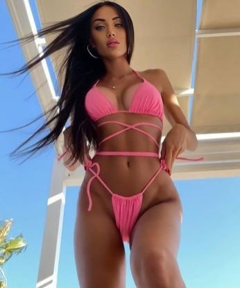 Моя страсть искусству удовлетворения твоих фантазий сделает наше время вместе незабываемым. Открой мир наслаждения со мной и узнай, насколько я умела и разносторонна в своих услугах. С мной ты получишь интимные моменты радости, желание и полное расслабление. Хочешь увидеть мои фото? Обращайся ко мне лично и узнай больше о том, что я предлагаю. У меня есть положительные отзывы от довольных клиентов. Доверься моему опыту и позволь мне показать, что я могу сделать для тебя. Присоединяйся ко мне в Москве и мы создадим что-то неповторимое вместе. 🔥🌟😉 10537, 24 года