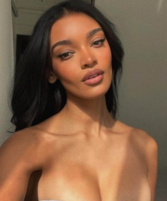 Я предлагаю широкий спектр услуг, которые позволят тебе погрузиться в мир наслаждения и страсти. Моя опытность позволяет мне понять и удовлетворить все твои потребности. Я гарантирую конфиденциальность, безопасность и полное удовлетворение. В моих отзывах можно найти множество похвал и рекомендаций от довольных клиентов. Фото, которые ты видишь, настоящие и соответствуют моей внешности. Я живу в Москве и готова встретиться с тобой в любое удобное для тебя время. Так что не медли, и открой для себя незабываемые ощущения со мной. 👠💋🔥🌃#MoscowEscort #Москва #эскорт 2584, 25 лет